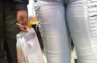 XXX Jeans Strip regarder des films x gratuit avec talons hauts