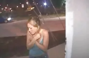 XXX milf chaude film porno africaine gratuite met un gode à l'intérieur