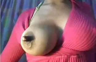 XXX Bite à sucer la milf aux gros seins Heidi filme x gratuite prend des vacances