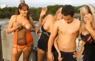 XXX Seins pour film x francais cougar mec