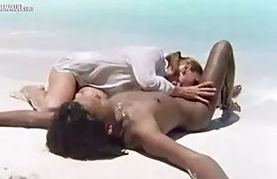 XXX Jolie fille xxl film pornographique aux gros seins mature potelée est une baise super chaude